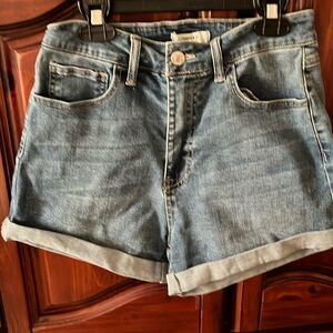 Ladies Denim shorts Size US 28